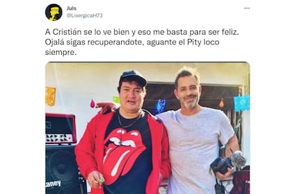 El tweet de una usuaria con la nueva imagen del Pity Álvarez