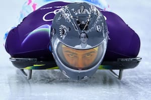 El Comité Olímpico busca convencer a un atleta ucraniano para que no use un casco alusivo a la invasión rusa a su país