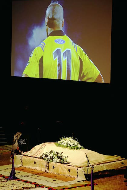 El último adiós a Lomu