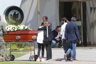 La muerte de Elsa Serrano: la dolorosa despedida a la diseñadora, en Pilar