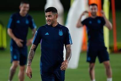 El último entrenamiento de la selección argentina en la Universidad de Qatar: Cristian Romero volverá a la titularidad  