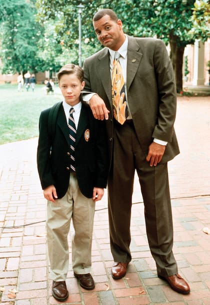 El último papel importante de Pierce como actor infantil fue el actor protagónico de El Hijo del Presidente, junto a Sinbad, en el papel del hijo del presidente de Estados Unidos