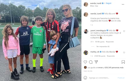 El último posteo de Instagram de Wanda Nara, rodeada de sus hijos