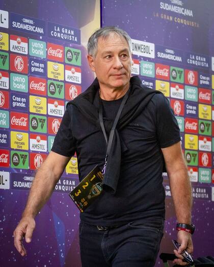 El último trabajo de Ariel Holan fue en Barcelona de Ecuador