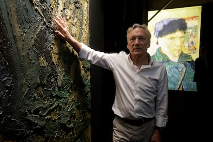 El último Vincent Willem van Gogh de la familia, bisnieto de Theo, al presentar la muestra interactiva en Buenos Aires 