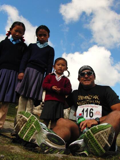 El ultramaratonista Armenault corre por causas sociales