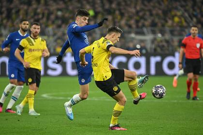 El único antecedente entre ambos clubes es el de la ida de los octavos de final, que ganó Borussia Dortmund 1 a 0