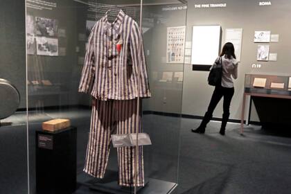 El uniforme de un prisionero del campo de Sachsenhausen