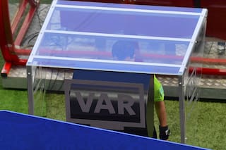 El análisis de Ángel Sánchez: la aplicación del VAR es un camino correcto