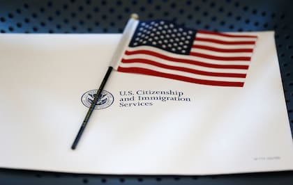 El Uscis anunció que el ajuste de estatus volverá a considerarse un beneficio "extraordinario"