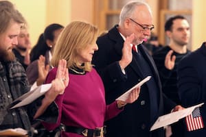 Qué se sabe de los migrantes a los que les cancelaron su ceremonia de naturalización