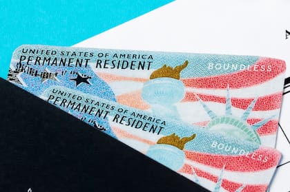 El Uscis es el encargado de llevar el trámite de residencia por familia