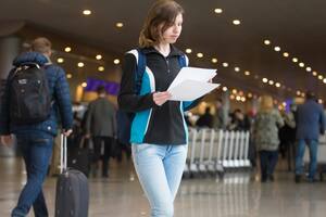 Viajes conadvance parole: reglas renovadas desde 2025 y qué cambia para los migrantes