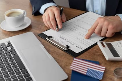 El Uscis tiene en estos momentos 1,5 millones de solicitudes de asilo en espera de aprobación