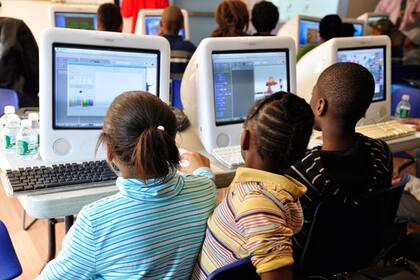 El uso de la tecnología por parte de los niños y adolescentes plantea nuevos desafíos entre los docentes