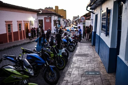 El uso de motos va en aumento en Bogotá; los motociclistas son el segundo grupo con mayor cantidad de víctimas y heridos  