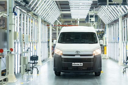 El utilitario Toyota Hiace comenzará a exportarse en Brasil