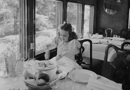 El vagón comedor del tren a Córdoba (1938).