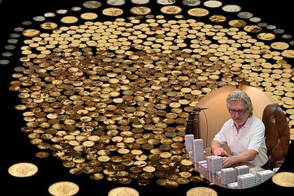 El valioso hallazgo de monedas de oro genera emoción incluso en las personas más experimentadas en la materia