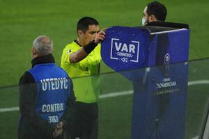 El VAR llega finalmente a la Argentina, en la fecha 8 de la Copa de la Liga Profesional de Fútbol; sus criterios de utilización son numerosos, pero claros.