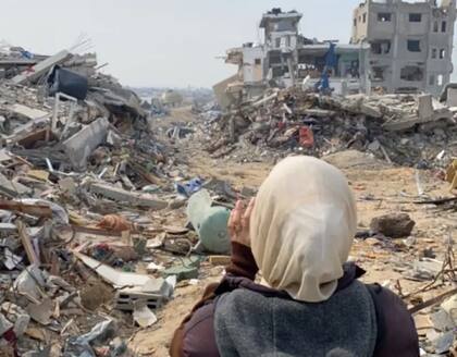 El vecindario de Mona en Tal al-Hawa ha quedado casi completamente destruido