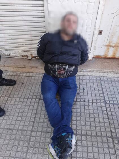 El vecino violento logró ser detenido