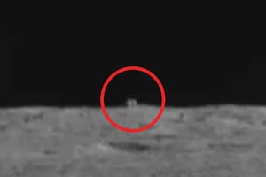 El rover Yutu-2 descubre una "cabaña misteriosa" con forma de cubo en la cara oculta de la Luna