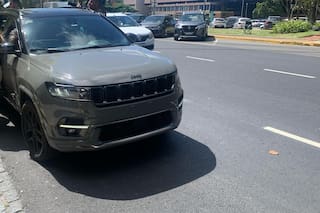 Pablo Toviggino se retiró de tribunales en un auto sin patente, una infracción que tiene una multa de $949.990