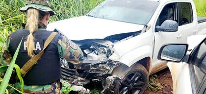 El vehículo tuvo un choque en medio de la persecución.