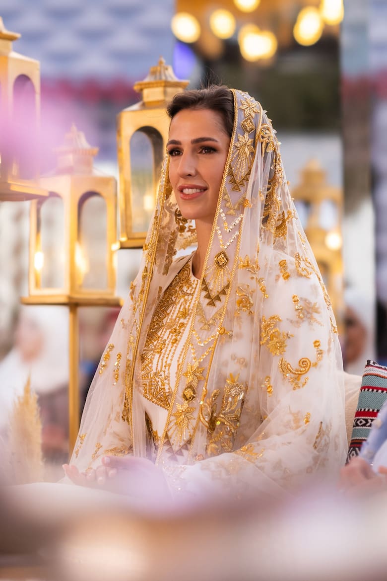 Hena Rania Fiesta de la henna. Rania de Jordania: la original y lujosa “despedida ...