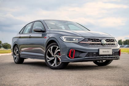 El Vento GLI, sedán de tipo sport, figura a $72.746.050