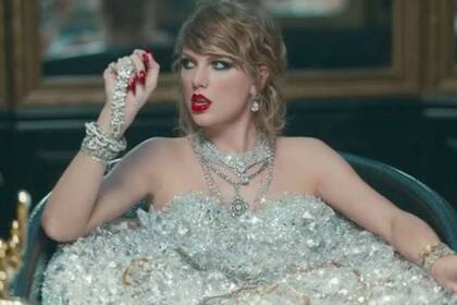 El vestido de Taylor Swift en el videoclip de Look what you made me do
