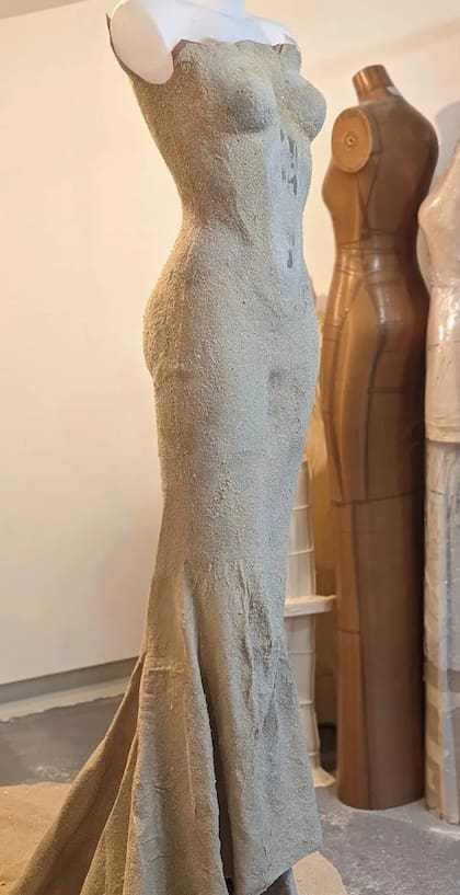 El vestido de Tyla dejó sin aire a los fanáticos de la Met Gala