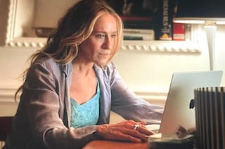 Artista y diseñadora, en su taller en Buenos Aires creó un vestido de seda que Sarah Jessica Parker eligió para vestir a Carrie