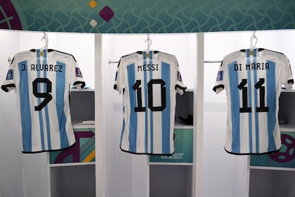 El vestuario antes de la llegada de la Selección Argentina al estadio.
