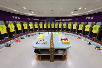 El vestuario de Brasil, con todas las camisetas preparadas