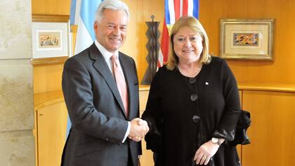 El vicecanciller británico Alan Duncan y la canciller Susana Malcorra se reunieron en septiembre pasado en Buenos Aires, donde redactaron el comunicado