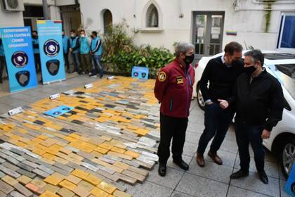 El vicejefe del gobierno porteño, Diego Santilli, presentó el resultado de la investigación sobre una red de traficantes