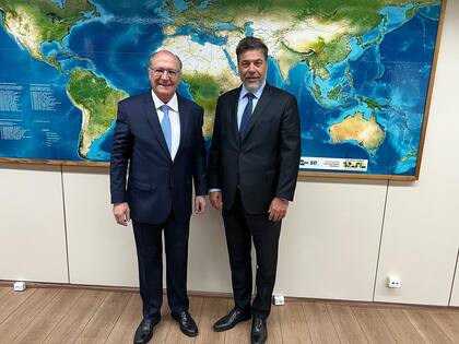 El vicepresidente de Brasil, Geraldo Alckmin, en una audiencia en el Palacio de Planalto a Darío Werthein, presidente de Vrio Corp.