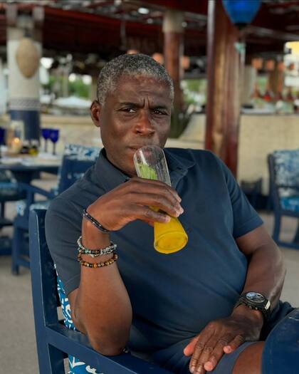 El vicepresidente, "Teodorín", se relaja en un exclusivo restaurant