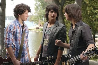 El video con el que los Jonas Brothers confirmaron su regreso a Camp Rock
