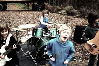 Una banda infantil grabó un impactante cover de Metallica y es furor en YouTube