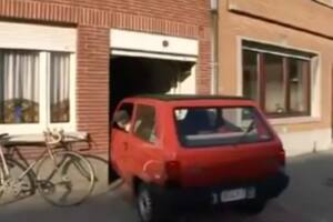 Video: estaciona en un garaje solo 6 cm más ancho que su auto y se vuelve viral