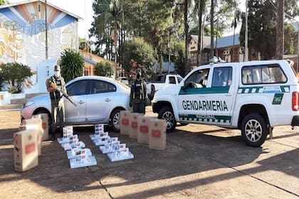 El viernes pasado la Gendarmería detectó cuatro cargamentos de cigarrillos ilegales en cuatro diferentes controles de tránsito en Misiones