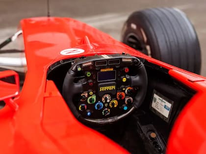 El volante del F2001 chasis 211 (RM Sotheby´s)