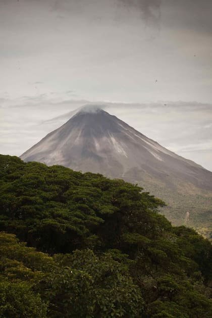El volcán Arenal, ícono de Costa Rica.