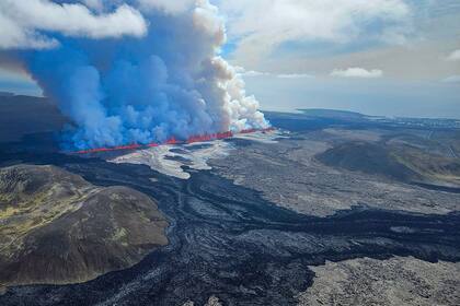 El volcán hizo erupción por quinta vez desde diciembre