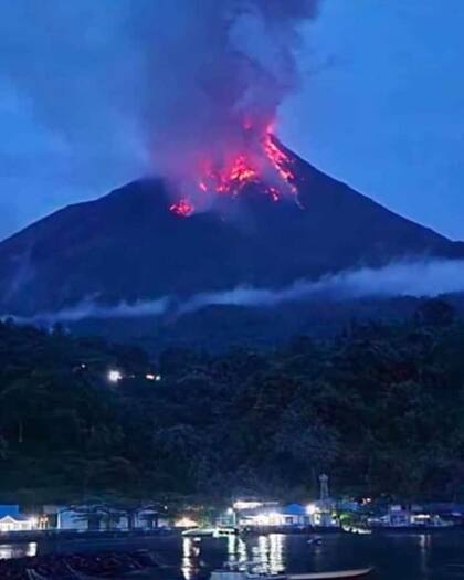 El volcán Karangetang, en Siau, entró en erupción en febrero último