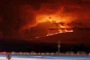 El volcán Mauna Loa entró en erupción y hay alerta en Hawai