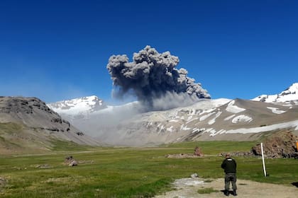 El volcán Peteroa, cuando entró en actividad